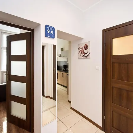 Gdanskie Apartamenty - Apartamenty Na Sw Ducha - Gdanskie Poddasza Z Jacuzzi I De Luxe Apartment *