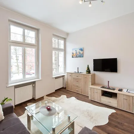 Gdanskie Apartamenty - Apartamenty Na Sw Ducha - Gdanskie Poddasza Z Jacuzzi I De Luxe * Gdansk