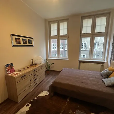 Gdanskie Apartamenty - Apartamenty Na Sw Ducha - Gdanskie Poddasza Z Jacuzzi I De Luxe * Gdansk