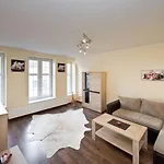 Gdanskie Apartamenty - Apartamenty Na Sw Ducha - Gdanskie Poddasza Z Jacuzzi I De Luxe Апартаменты