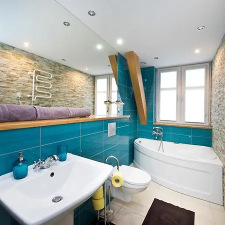 Lägenhet Gdanskie Apartamenty - Apartamenty Na Sw Ducha - Gdanskie Poddasza Z Jacuzzi I De Luxe
